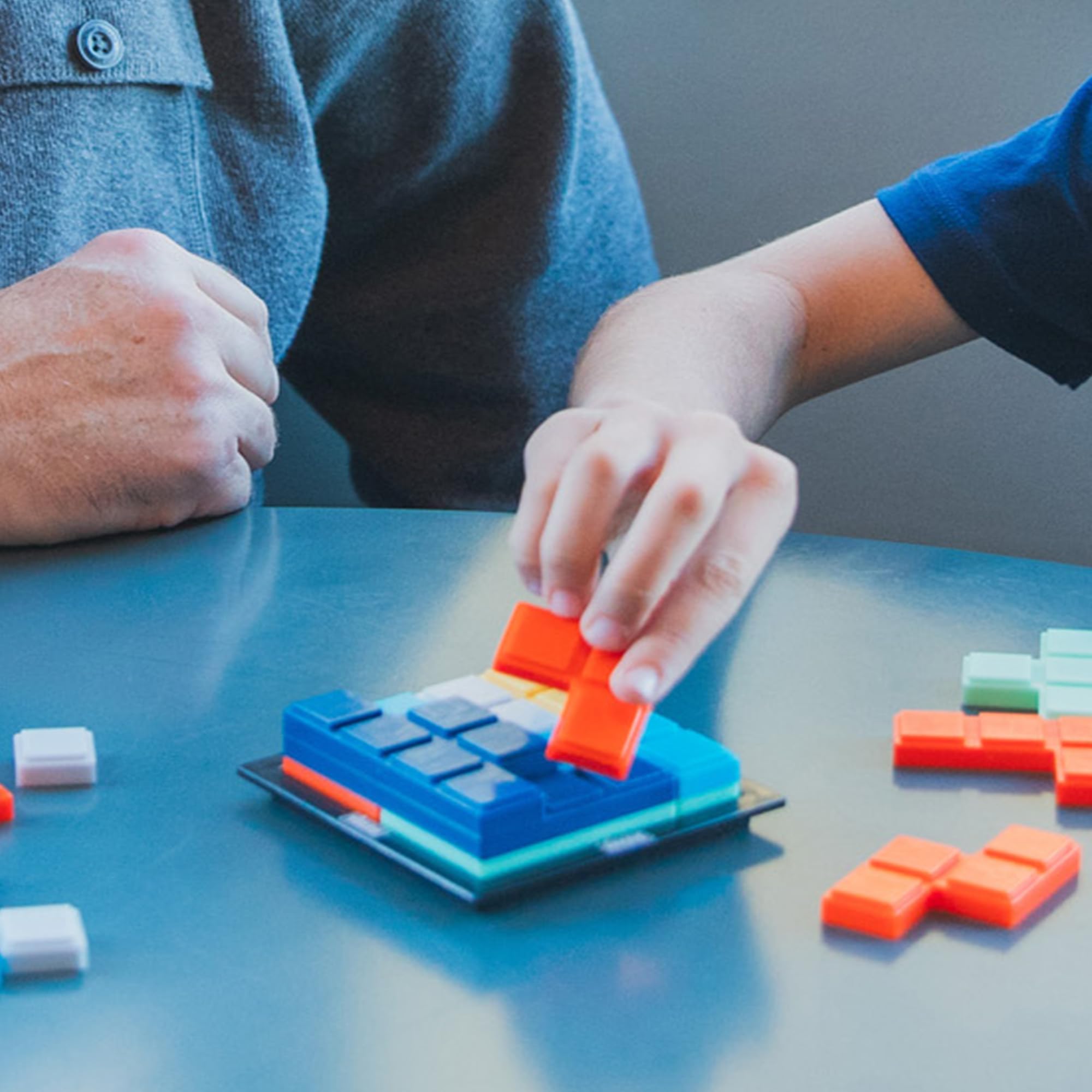 Educational Insights Upzzle Strategic Puzzle Game