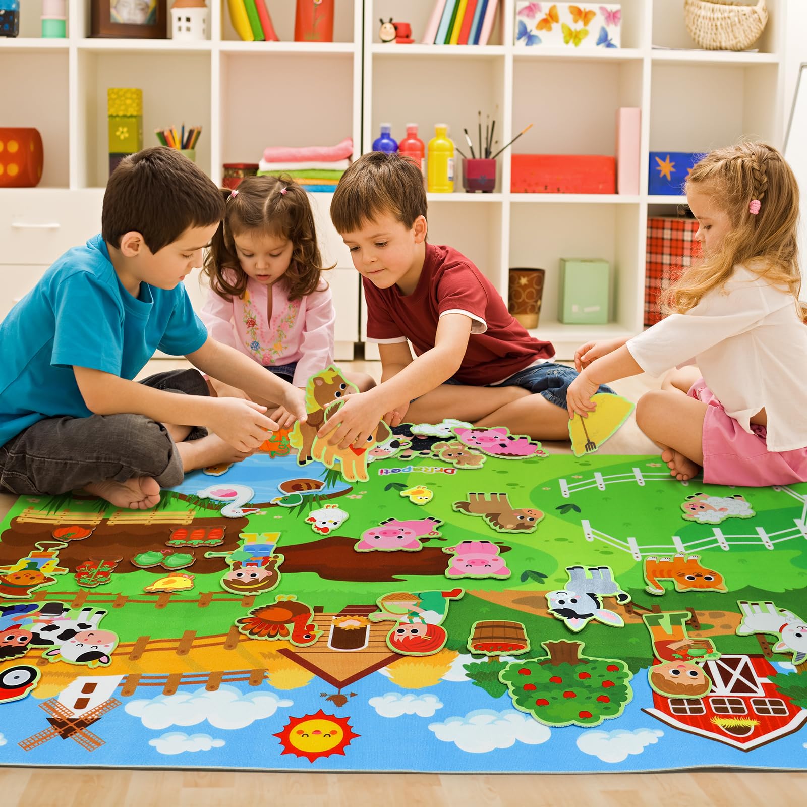 Dr. Rapeti 41-Piece Farm Animals Felt Story Board Set